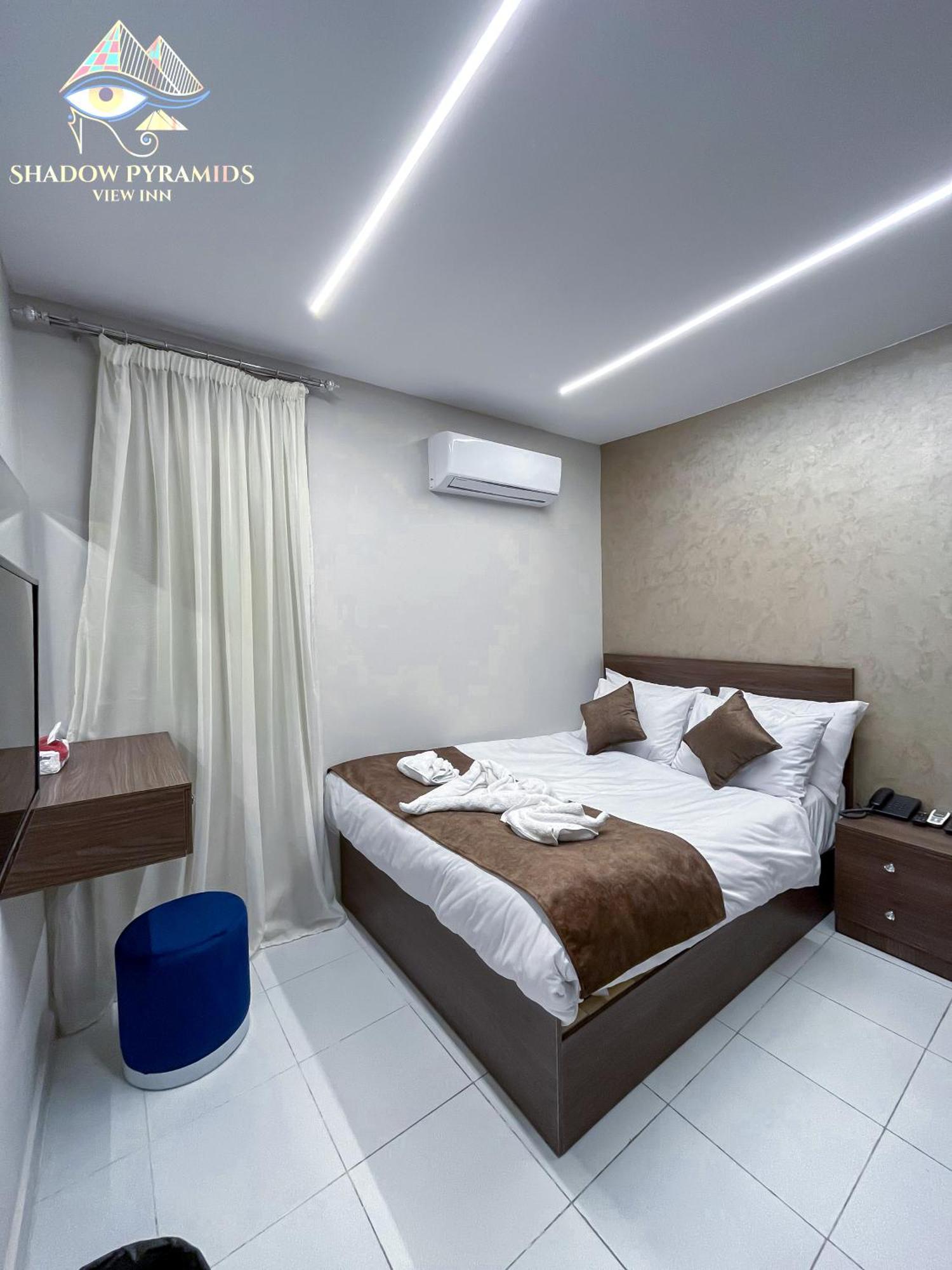 Shadow Pyramids Suites And Jacuzzi Kafrat al Jabal Exterior photo