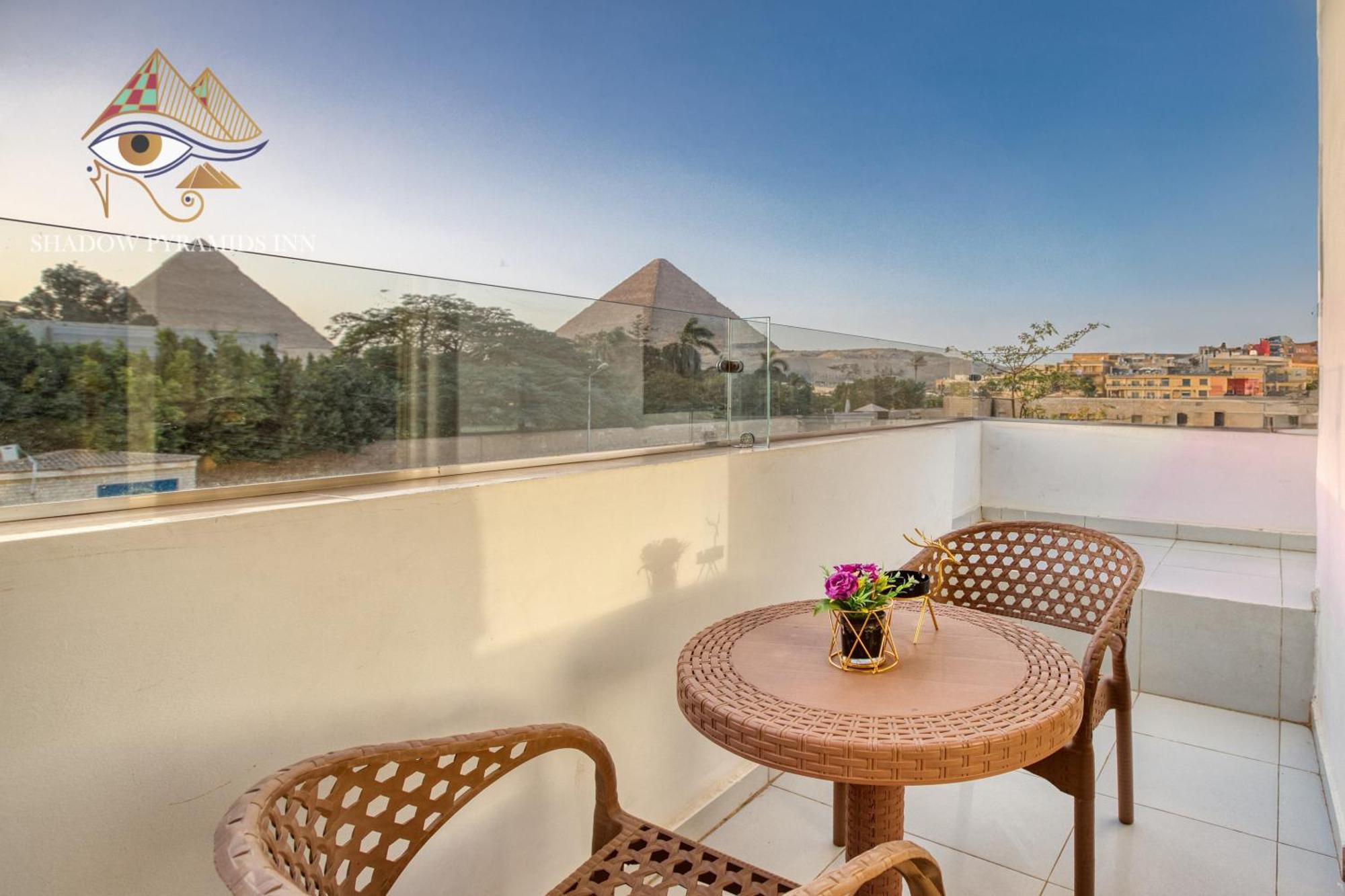 Shadow Pyramids Suites And Jacuzzi Kafrat al Jabal Exterior photo