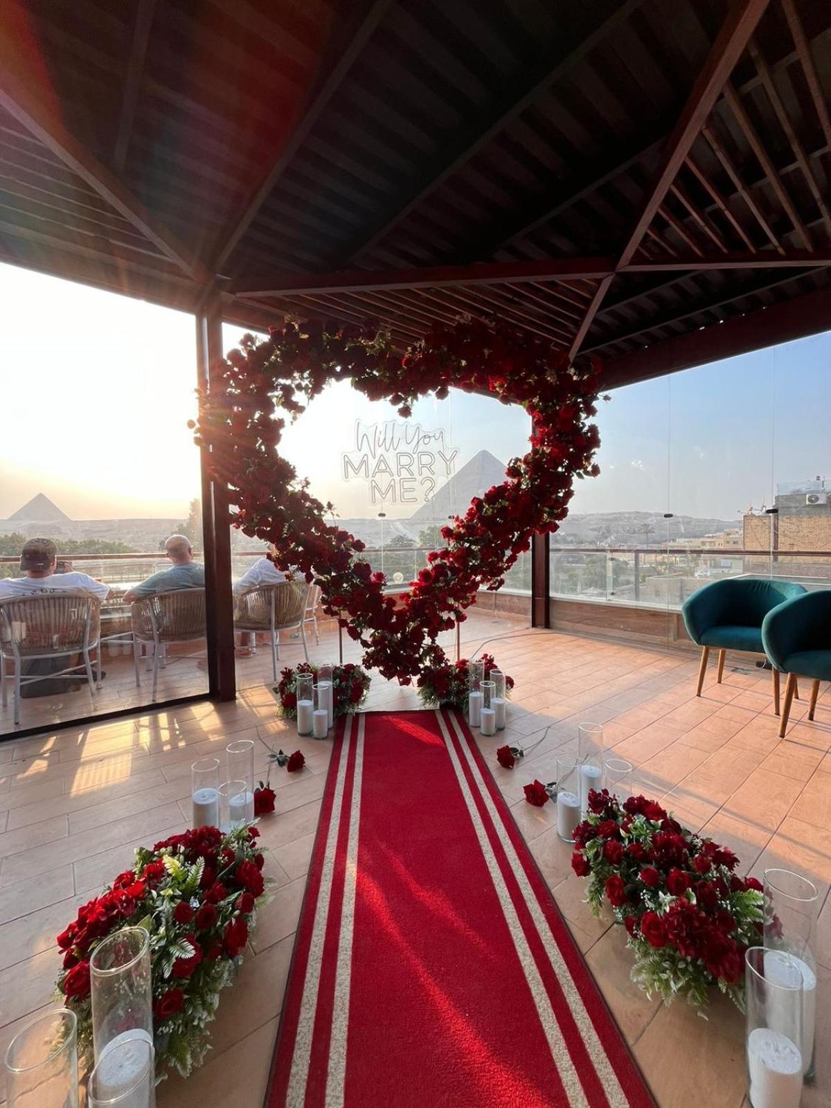 Shadow Pyramids Suites And Jacuzzi Kafrat al Jabal Exterior photo